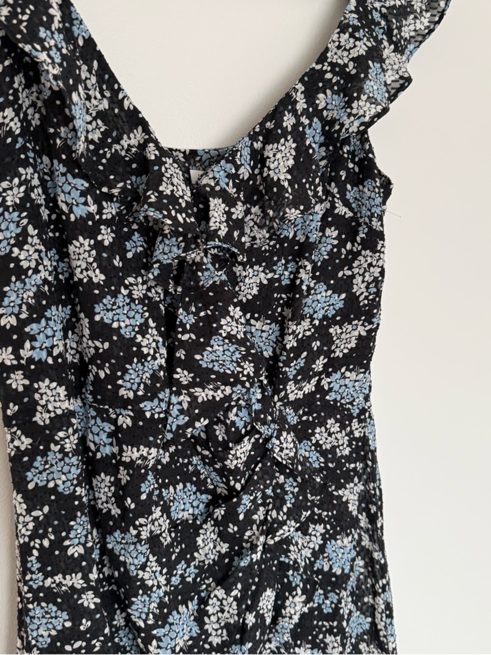 Veronica Beard Amal Ruffled Floral Silk Midi Dress - Picture 5 of 8